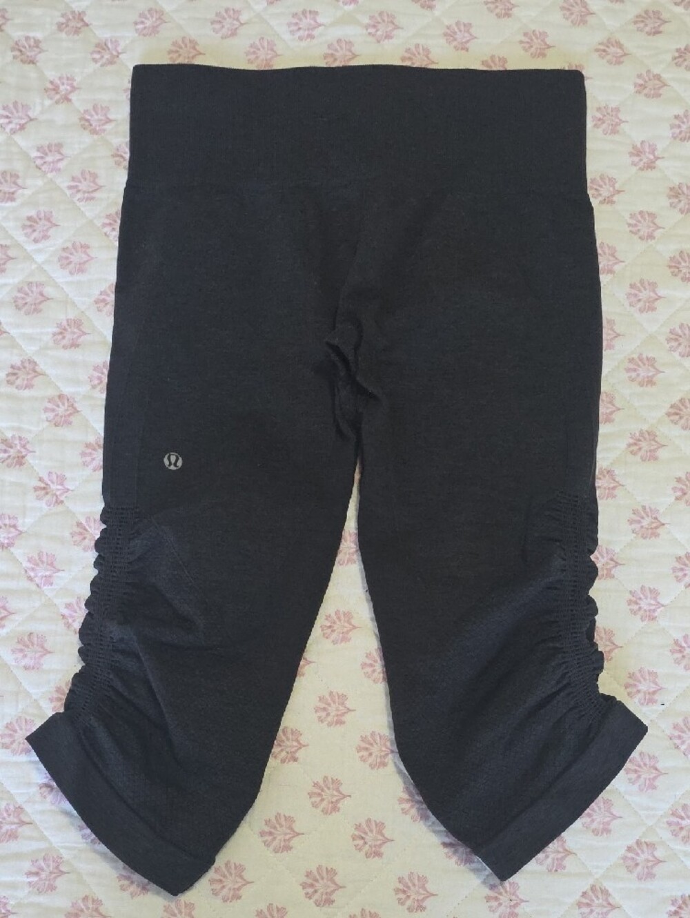 Lululemon In The Flow Crop II - Picture 2 of 4